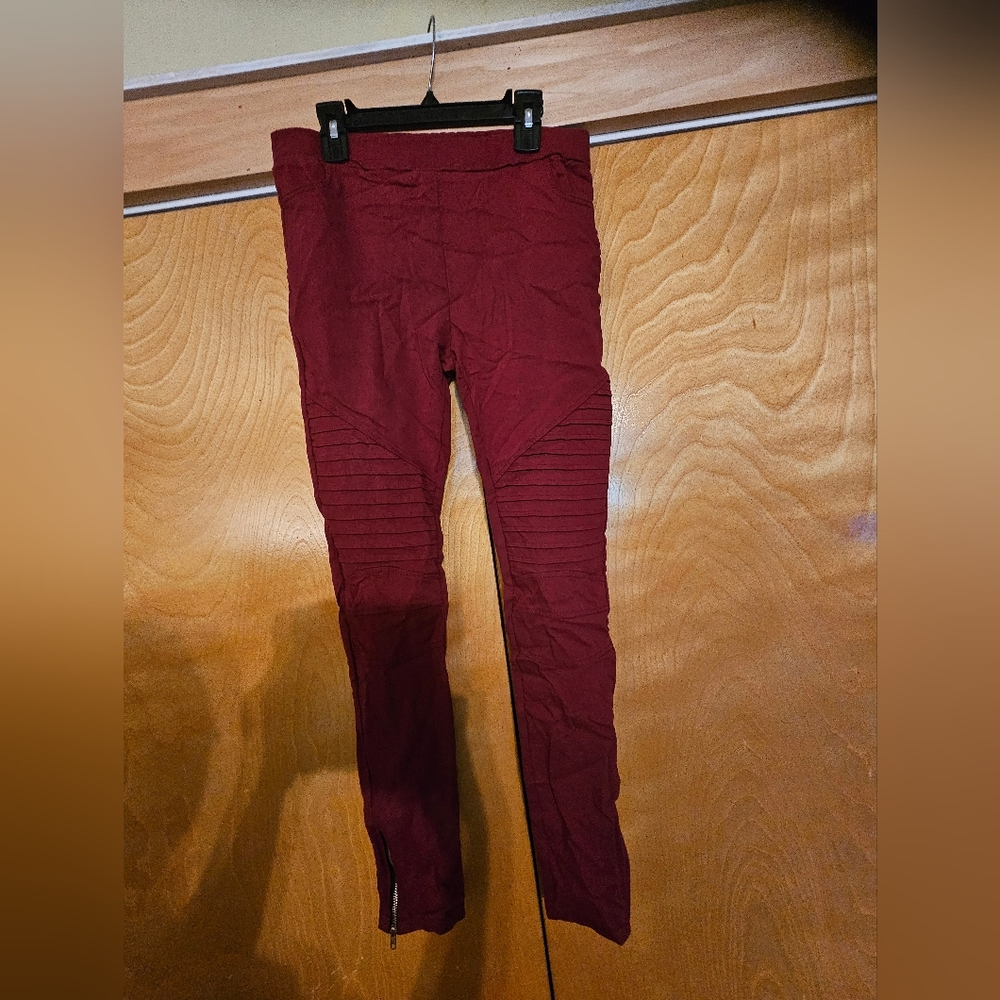 Red Moto Leggings Size M